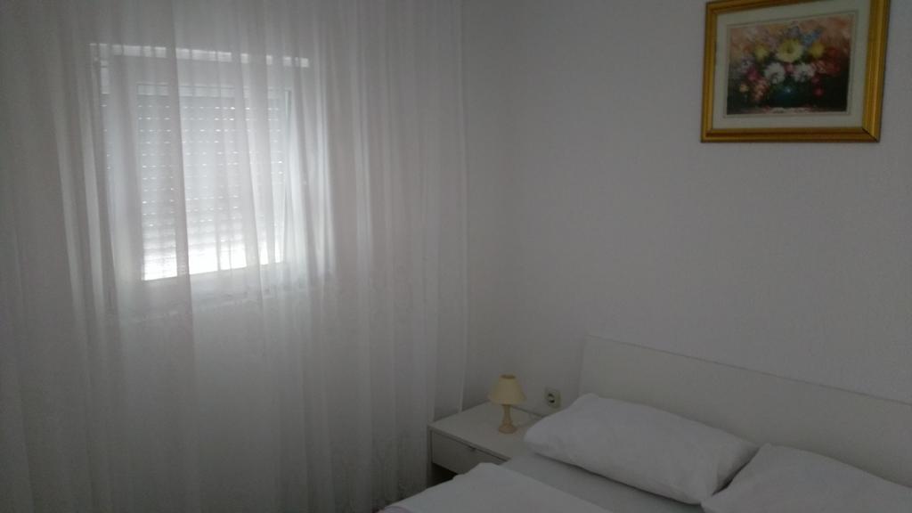 Ruza Apartmani Draga Bašćanska Exteriér fotografie